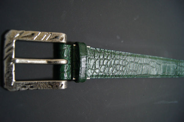 馬革型押しベルト